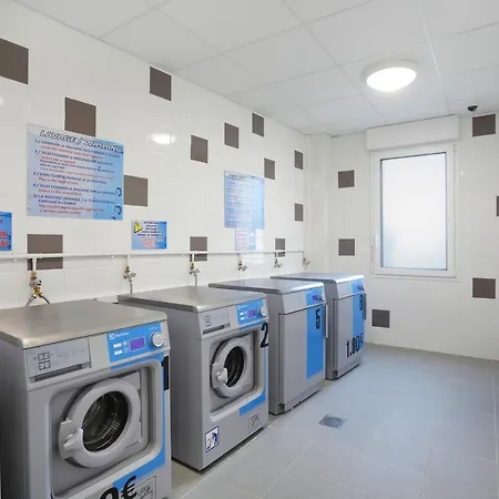 Nemea Campus 1 *